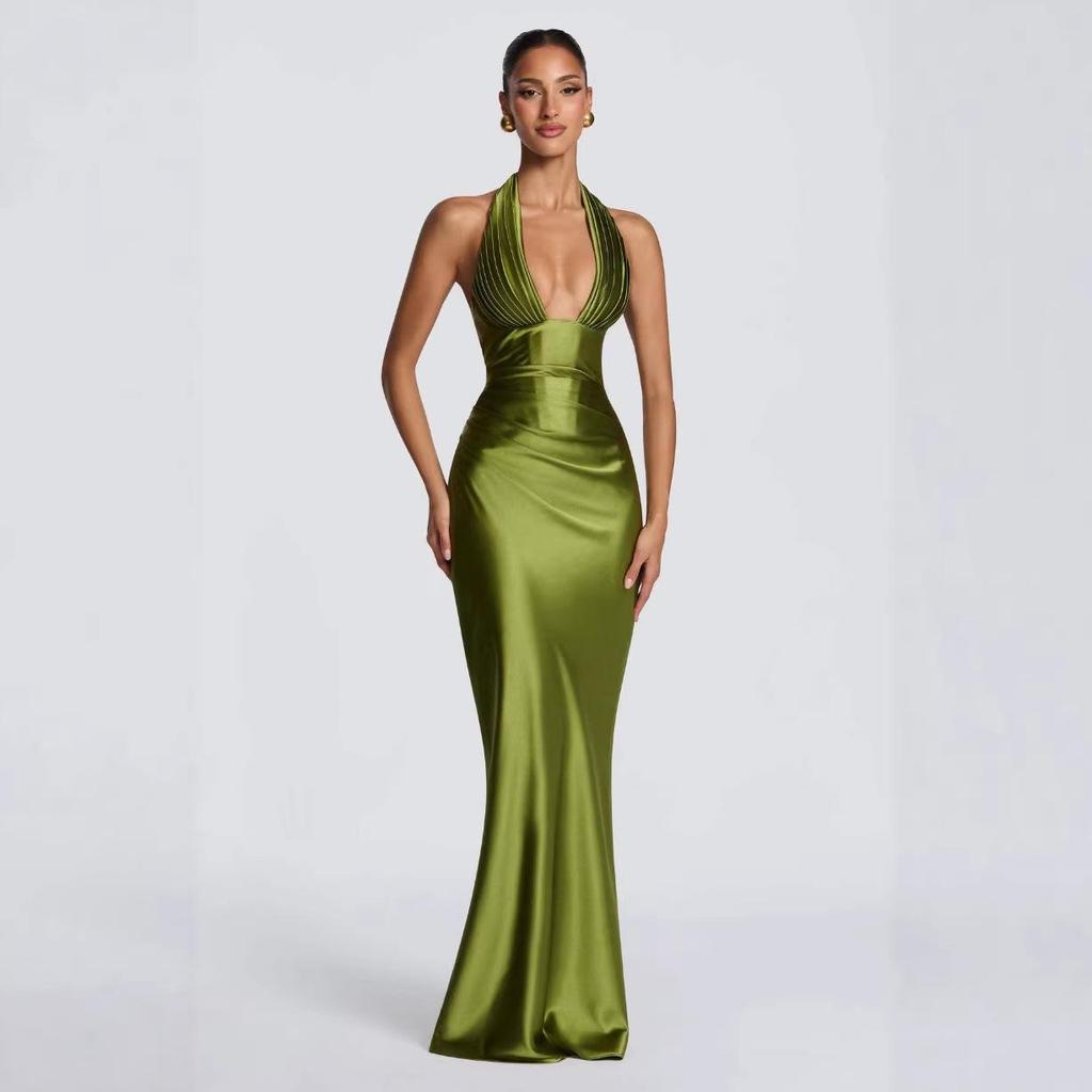 2026 Spring Festival: New Halter Deep V-Neck Pleated Off-the-Shoulder Long Dress in European and American Styles