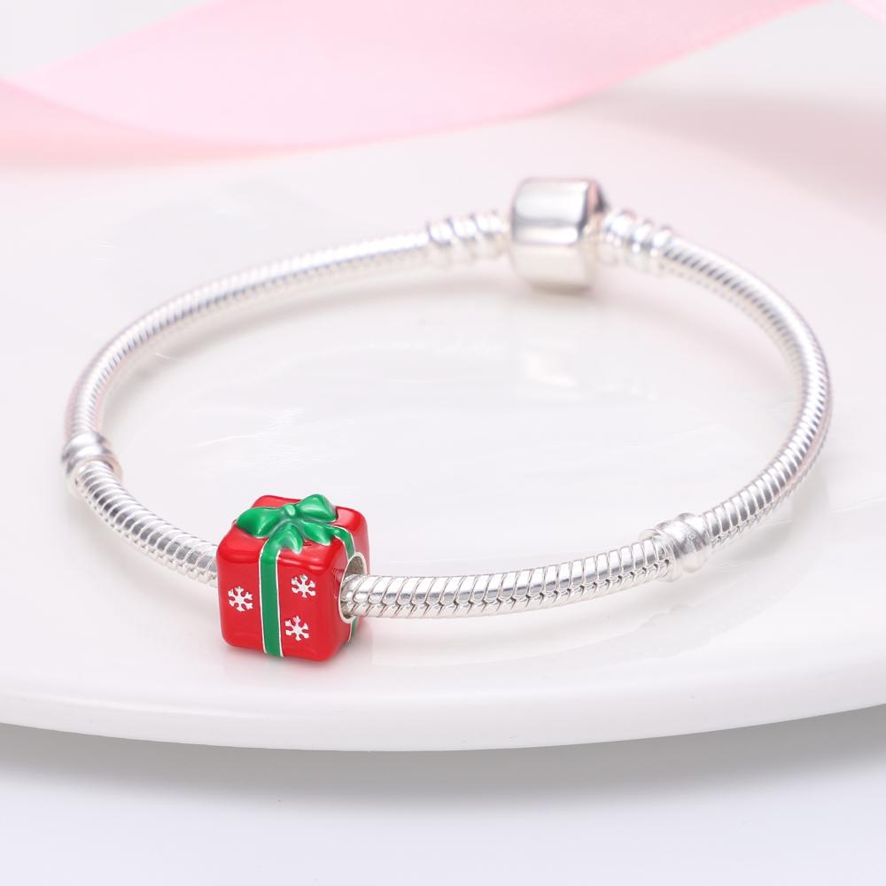 Charms Copper  Strawberry Pattern Box Pendant Beads Fit Charms Plata  Original Bracelet Beads Women Jewellery Making