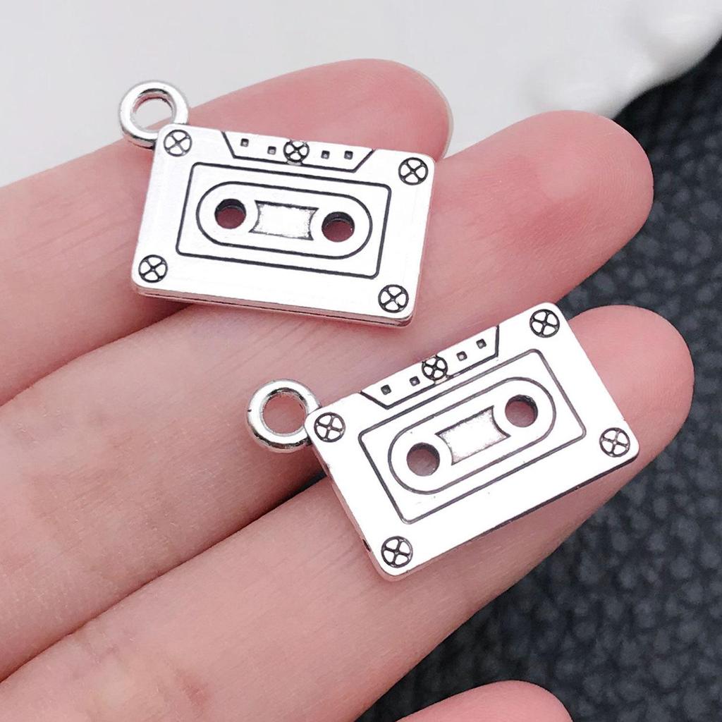 Mixed 30-Piece Musical Instrument Alloy Pendant Set with Guitar, Notes, and Mini Music Jewelry Accessories