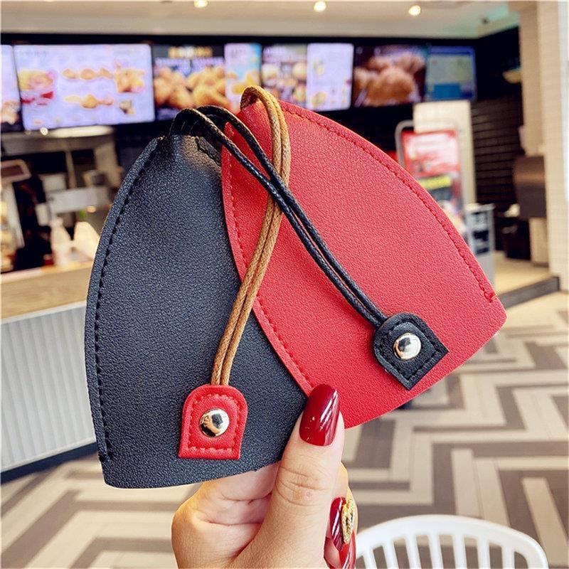Cute Pu Leather Car Key Case Pull-Out Car Keychain Bag Large-Capacity Personalized Keychain for Women Car Key Cover