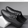 Herren-Freizeitlederschuhe sind modisch und schlicht mit einem Fuß, kleine weiße Schuhe, Fahrschuhe, leichte und bequeme Herrenschuhe