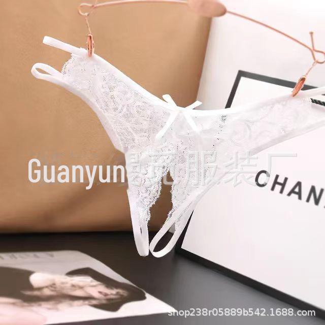 Damskie seksowne stringi koronkowe z odkrytym krokiem - prześwitujący niski stan