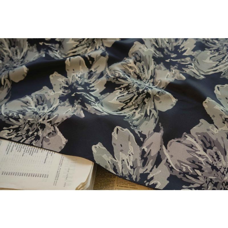 Distinctive Classic Retro Large Flowers Draped Women's Dress Comfortable Fabric Spring and Fall Fashion Jacket Bouquet Decorative Fabrics