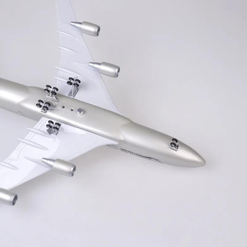 1:150 Scale 47cm 747 Model Airplane Northwest Boeing B747 Plane Models Diecast Airplanes with LED Light for Collection Decoratio