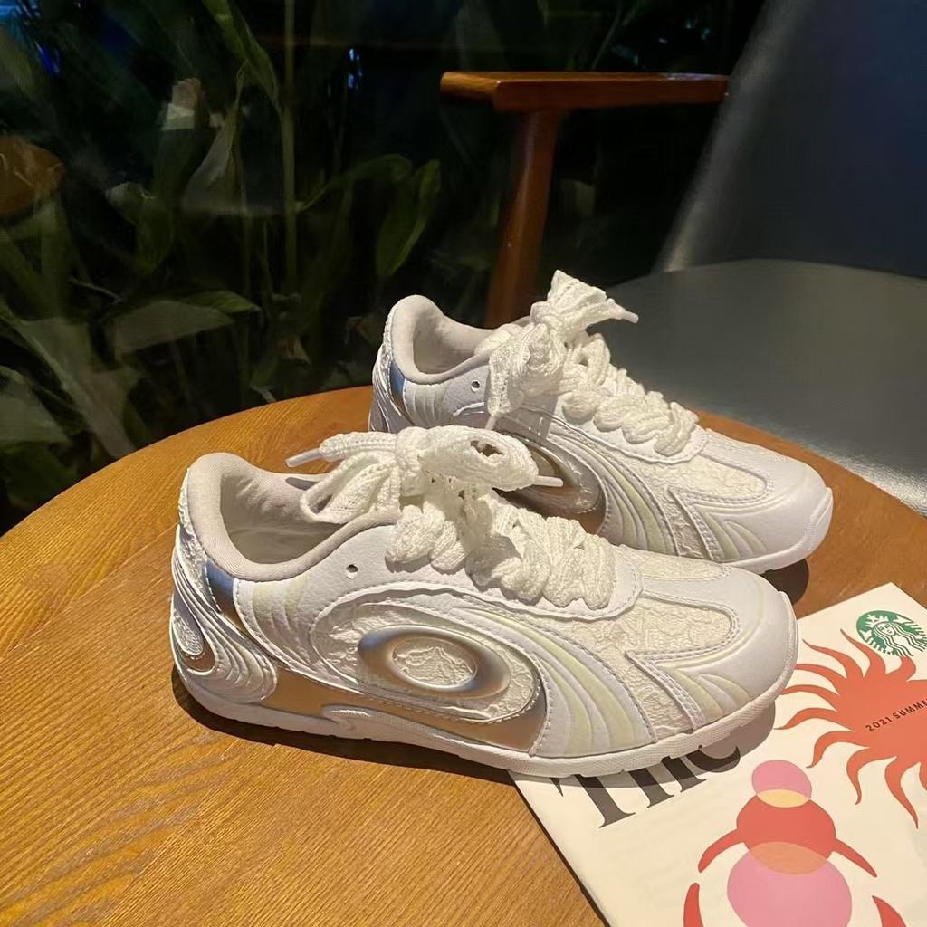 Splicing Retro Style Women's Four-season Versatile Casual Shoes Spring New Models