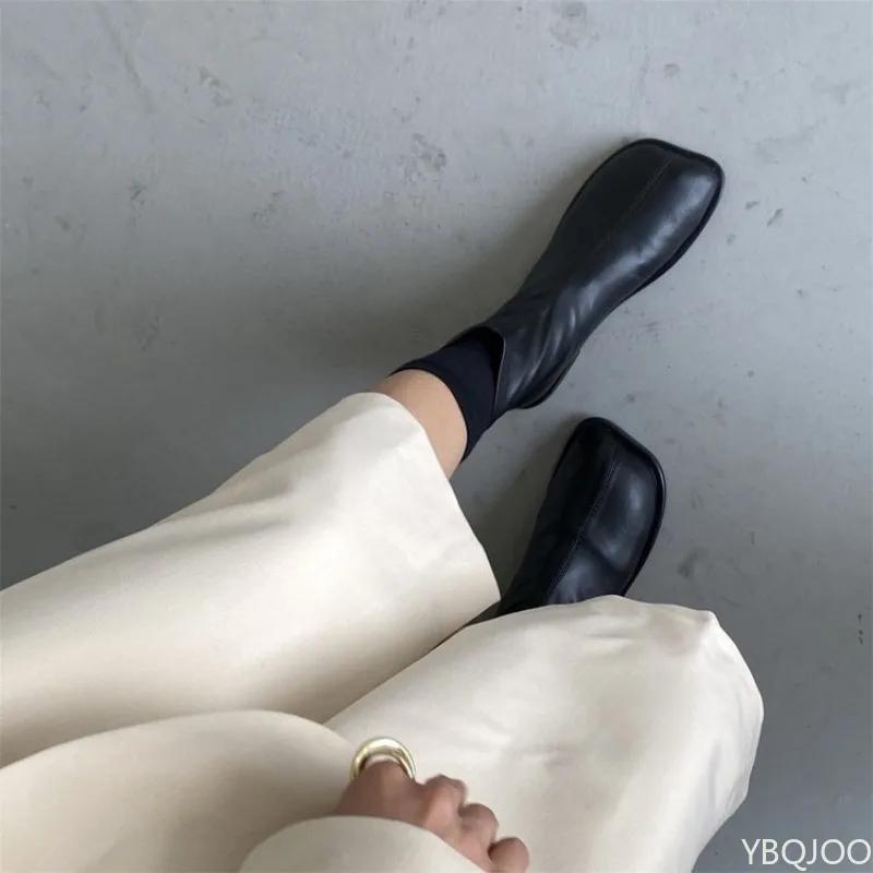 Small Size Autumn and Winter Fashion New Low Heel Square Toe Women's Short Boots with Simple Zipper Niche Women's Single Boots