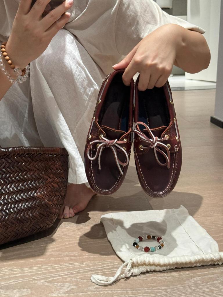 Early Autumn New Round Head Lace-up Flat Bottom Women's Leather Retro Versatile Single Shoes Doudou Shoes