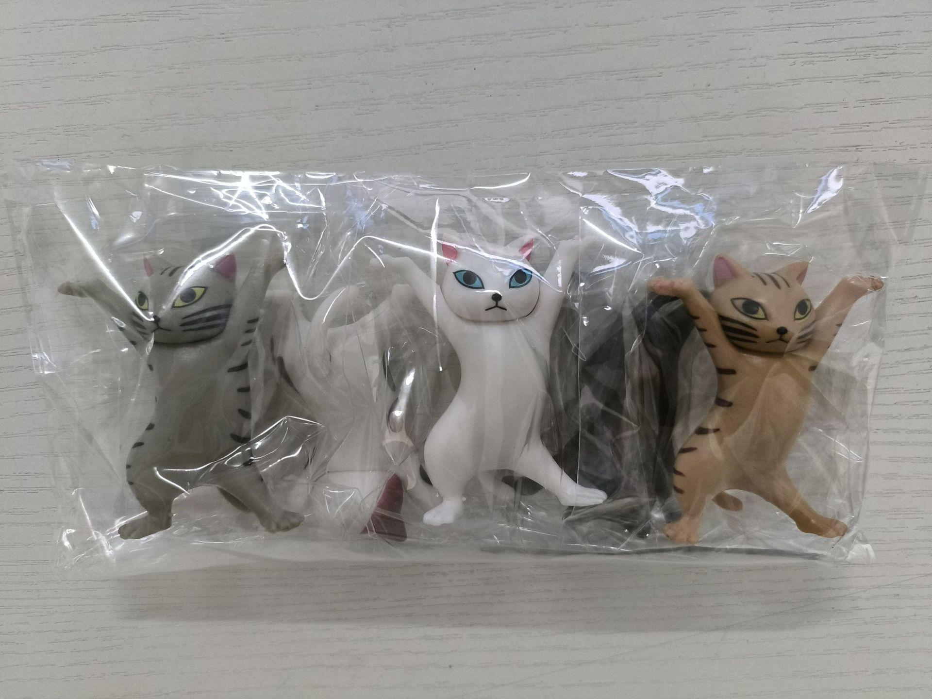 

Очаровательная подставка для ручек в японском стиле в виде кошки: Милый дизайн кота, несущего гроб.