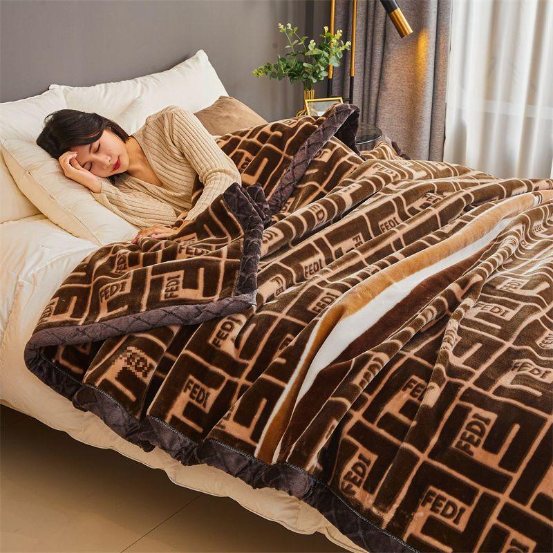 G5Z Thickened Raschel & Coral Flannel Winter Blanket for Dorms & Bedrooms