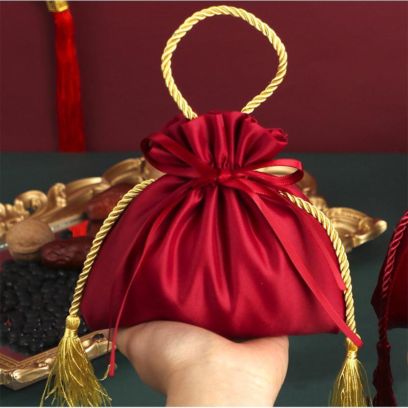 Christmas Gift Bags With Tassel Drawstring For Holiday Decorations Party Favors Candy Packaging Wedding Decorations