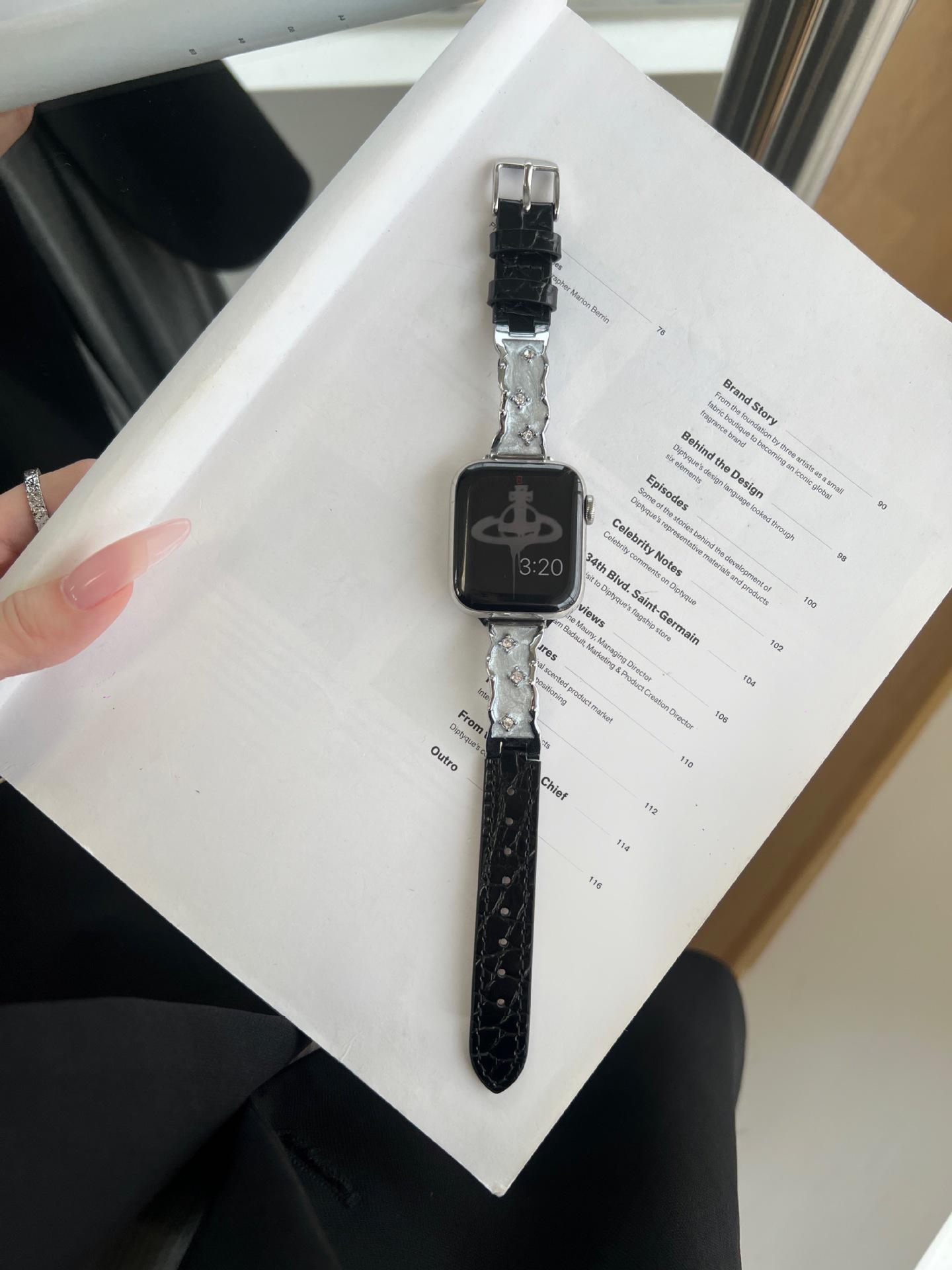 

Ремешок Galaxy Curved из кожи аллигатора для Apple Watch Ultra/SE. Standard Small