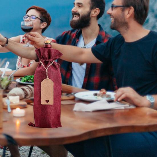 12 st Burlap vinpåsar Non-woven tyg med hjärtformade presentetiketter Andas vinflaska förpackningspåse