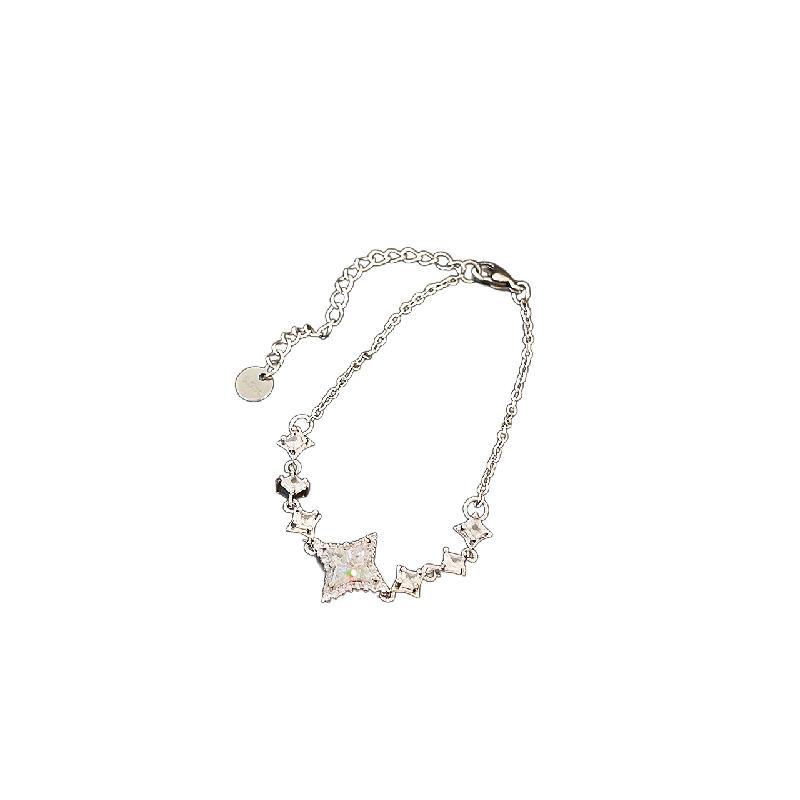 Simple round zircon star pendant necklace exquisite personality high sense collarbone chain light luxury fashion unique item