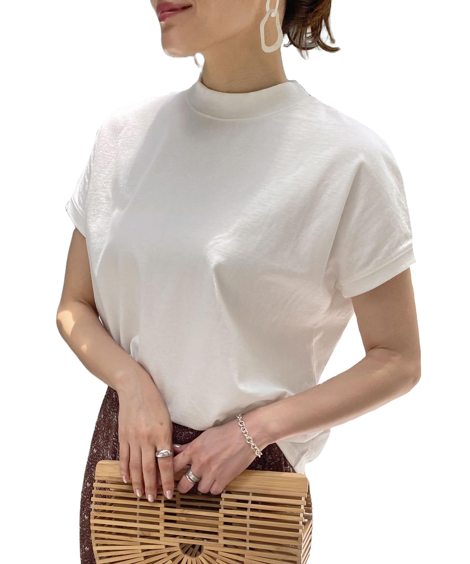 

Футболка женская с воротником-стойкой L [Kobe Lettuce] [C4819] Молочно-белый