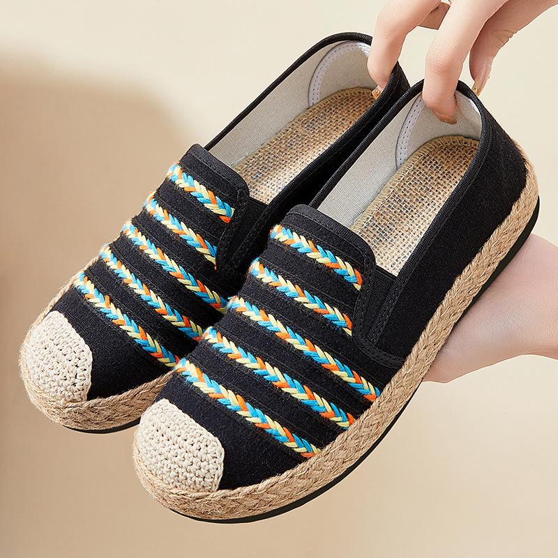 Women's Spring New Slip-On Flats Ethnic Style Casual Shoes Lightweight Soft Sole Comfortable Walking Shoes Fashion Everyday Wear