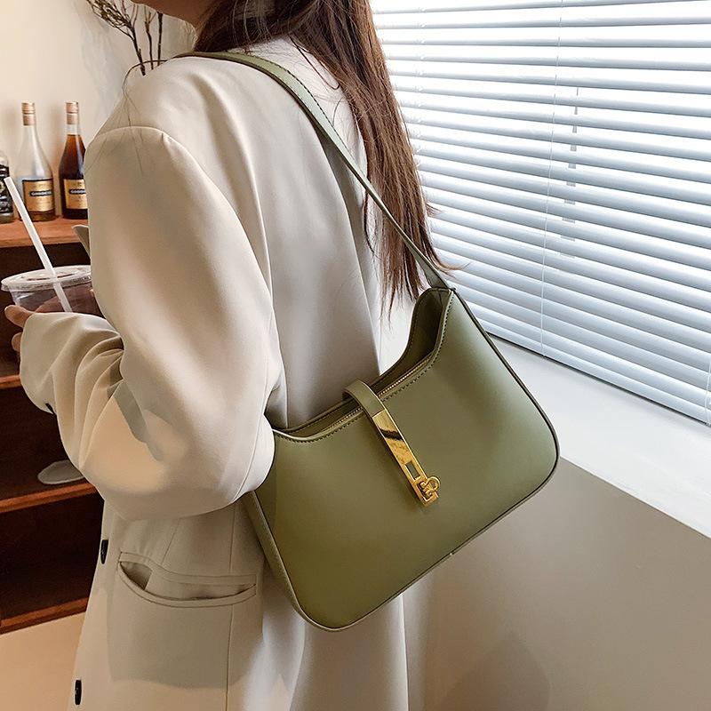 This year's popular niche design small bag women's 2025 new trendy versatile messenger bag fashionable shoulder bag underarm bag
