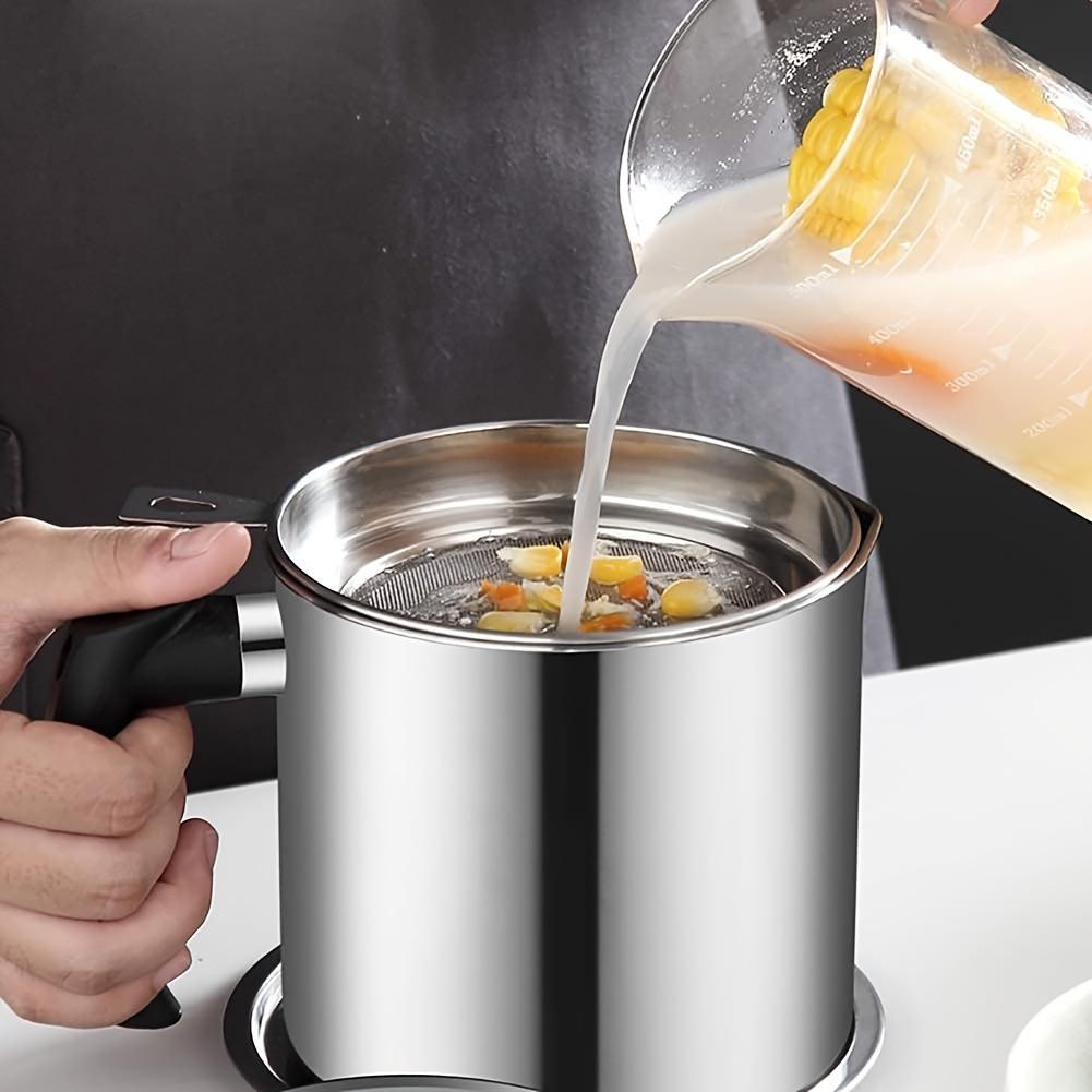 Stainless Steel Grease Keeper with Strainer - Oil Storage Pot with Lid and Safe Pouring Handle for Kitchen Cooking Oil Filtration and Storage