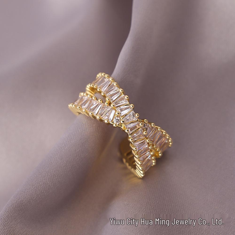 Высококачественное регулируемое кольцо-заявление с цирконами для указательного пальца