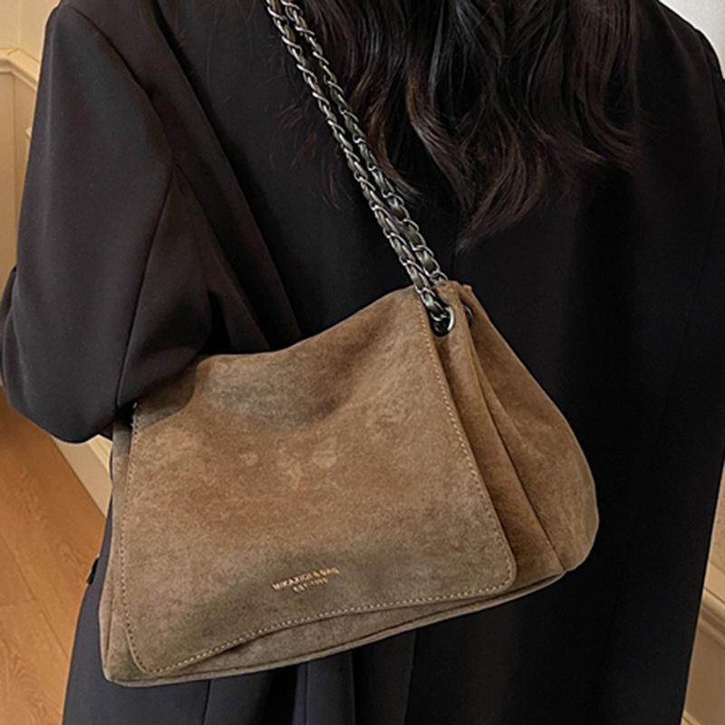 დიდი ტევადობის ჩანთა ქალის ჯაჭვი ზაფხულის მოდის ტოუტ ჩანთა მაღალი გარეგნობის დონე ერთ მხარზე გადასაკიდი ჩანთა