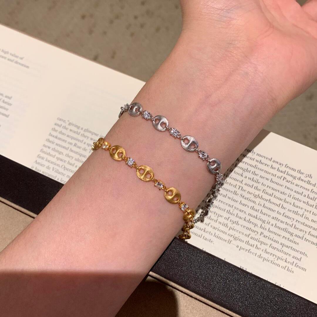 Light Luxury High-End Niche Design Diamond-Encrusted Brushed Pig Nose Bracelet Retro Stacked Fashion Gold Jewelry