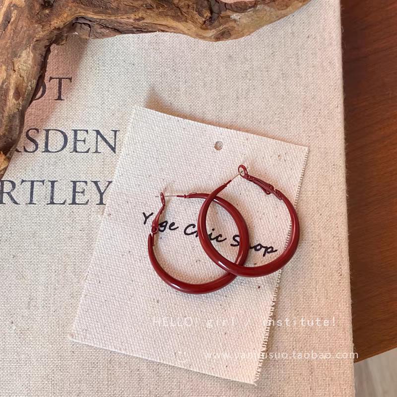 

Трендовые ретро серьги-кольца красного цвета Гонконг Анкола для женщин - Высококлассный осенне-зимний стиль about 4cm красный