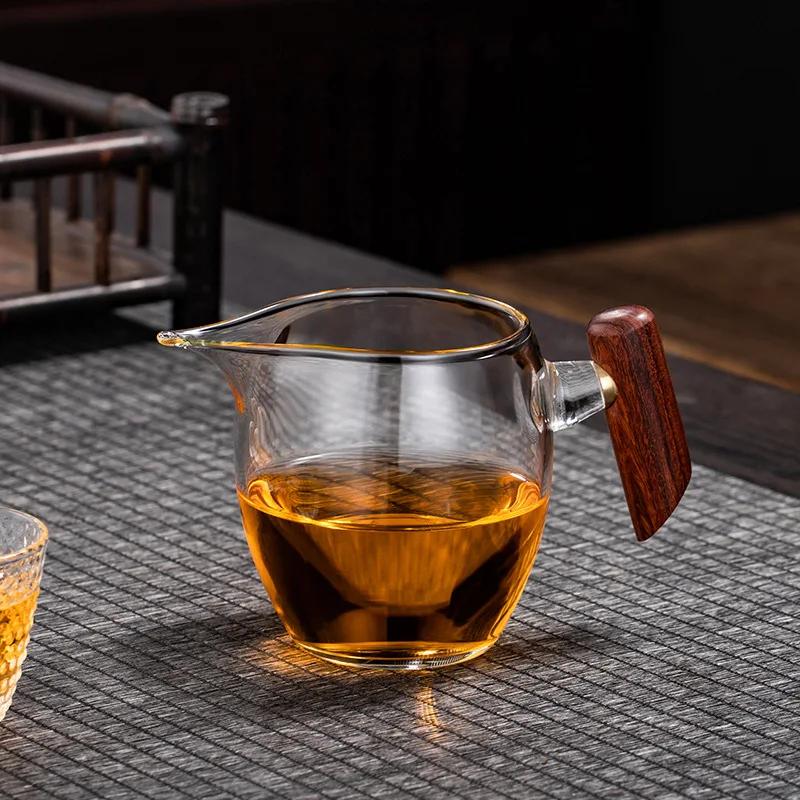 

Wooden Handle Glass Fair Cup Kung Fu Tea Set Accessories Thickened Creative Side Inverted