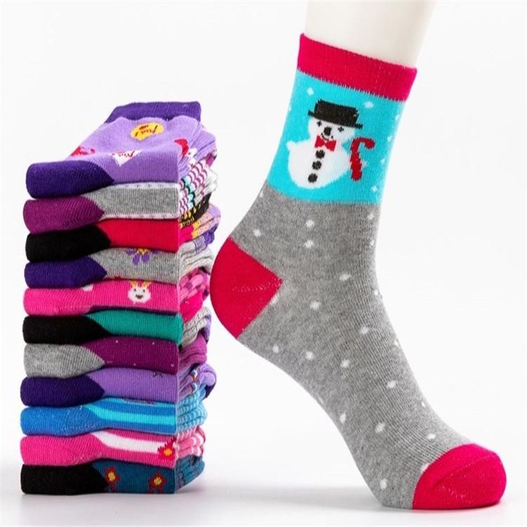 Women's Mid-Calf Cartoon and Casual Warm Socks, Multiple Patterns - Autumn/Winter Collection for Students and Adults.