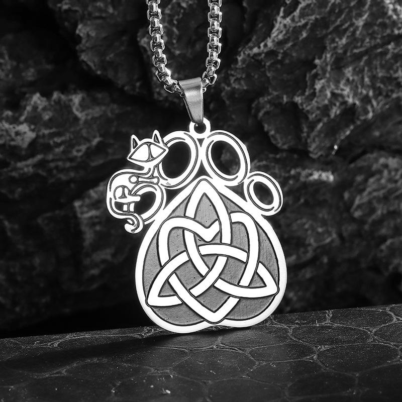 

Новый европейский и американский эстетический кулон в виде кошачьего сердца с узлом ведьмы, полое кошачье когть, ожерелье из титановой стали, ювелирное изделие