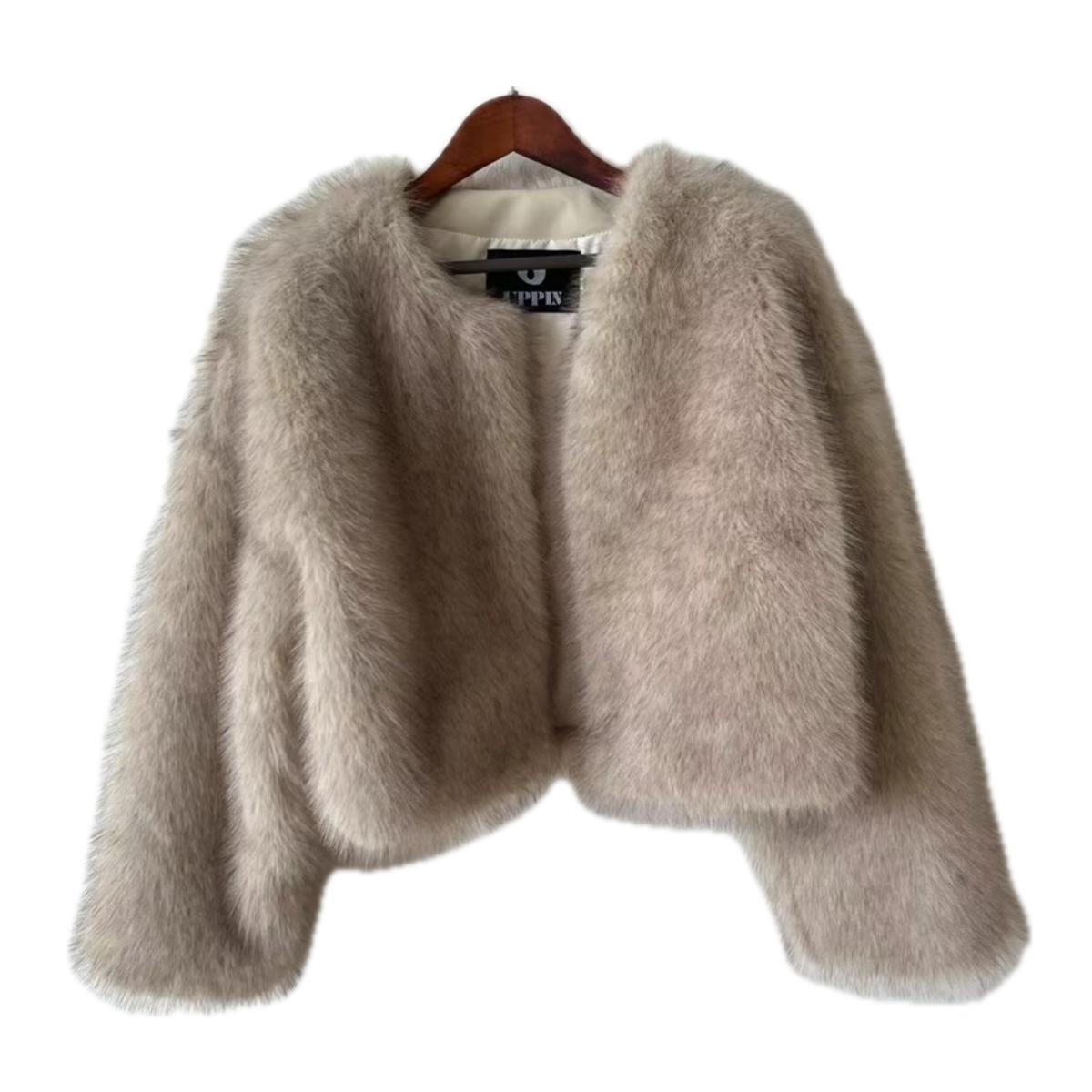 Women s Short Fur Coat With Fox Fur, Women s Fur Clothing S