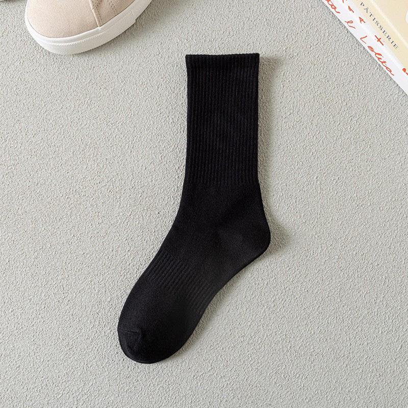 Men's White Summer Basketball Socks - Sweat-Absorbent, Deodorant, Mid-Tube, Ideal for Running & Sports