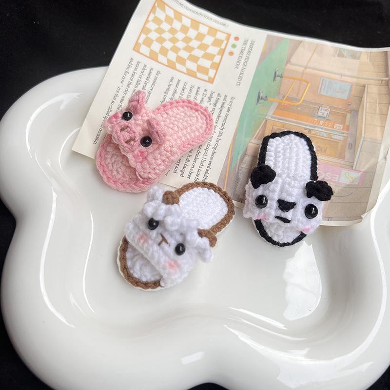 

Серія Тварин В язана вручну вовняна сумка-заколка для волосся з милими шпильками-крапельками