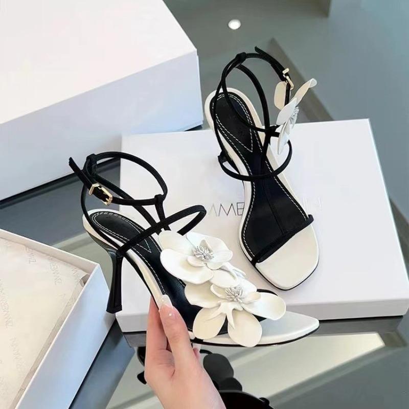 Modische Sandalen mit Blumendesign Damen Sandalen mit hohen Absätzen Sommer Sandalen mit eckiger Spitze und offenem Zeh für Damen Knöchelriemen Slingback Sandalias