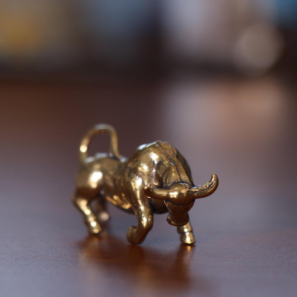 2pcs Twelve Zodiac Mini Cattle Statue Vintage Bull Ornament  Garden Decoration