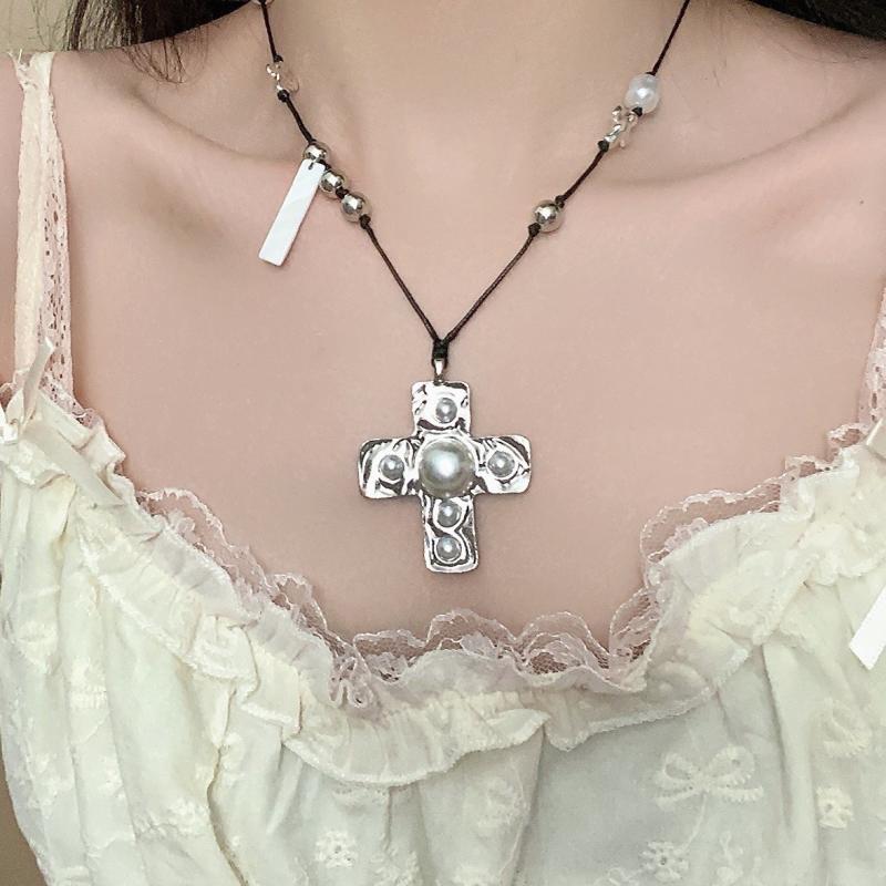 Colier Pandantiv Cruce Metalică Rășină Galbenă Transparentă Stil Retro Lanț Gât Pentru Femei Bărbați Cuplu