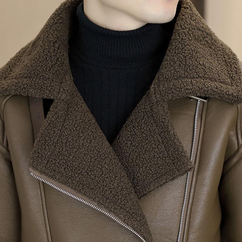One Piece Fleece Jas Heren Winter Lamshaar Revers met Verdikte Fleece Motorjas Winddicht Leer