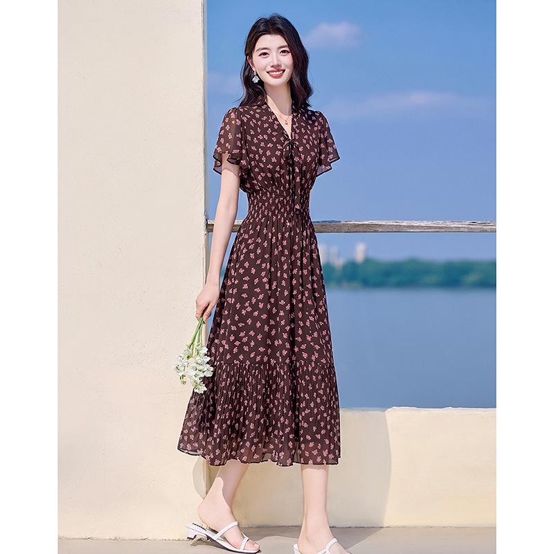 Design Sense Niche Fashion Temperament Slimming Dress for Small Figures
