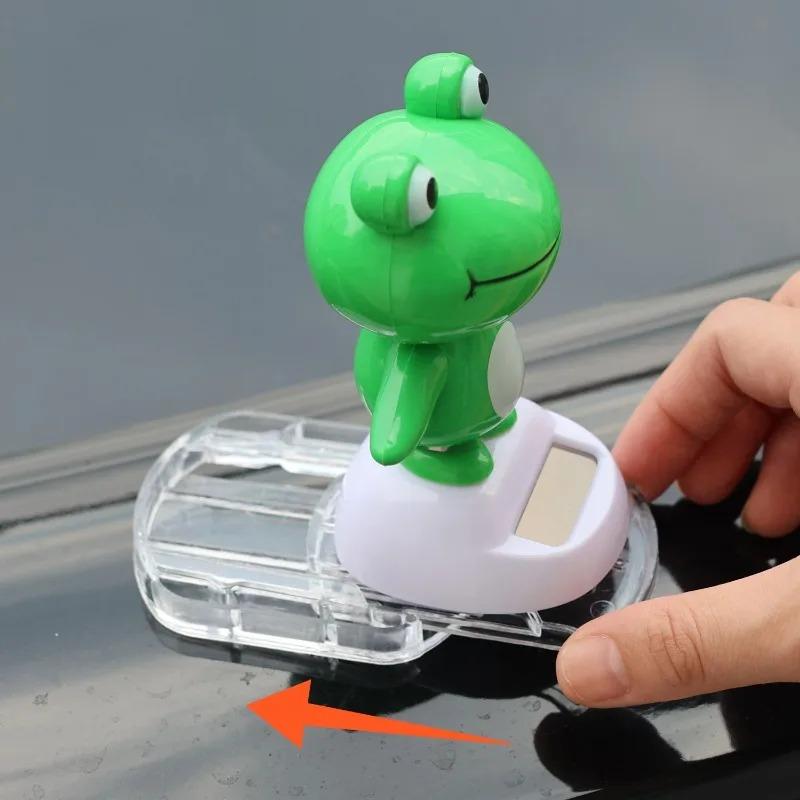 Solar Powered Nodding Frog Ornaments for Car Dashboard Decor Funny Gift Kids Toy No Battery Needed Automatic Moving Ornament