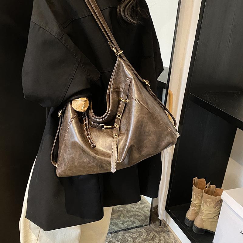 Premium sense retro large-capacity backpack bag women's 2025 autumn and winter new multi-purpose shoulder messenger bag tote bag