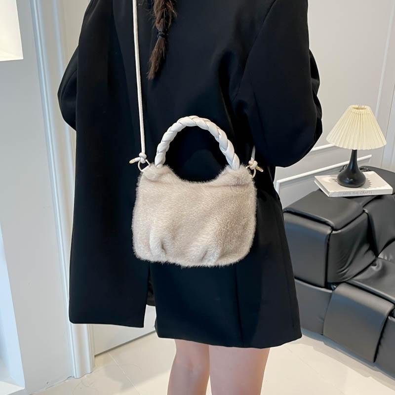 Fluffy Texture Vwrastile Crossbody Bag Women Winter Fashi Furry Bucket Bag with Braided Leisure Handle Shoulder Storage Bags