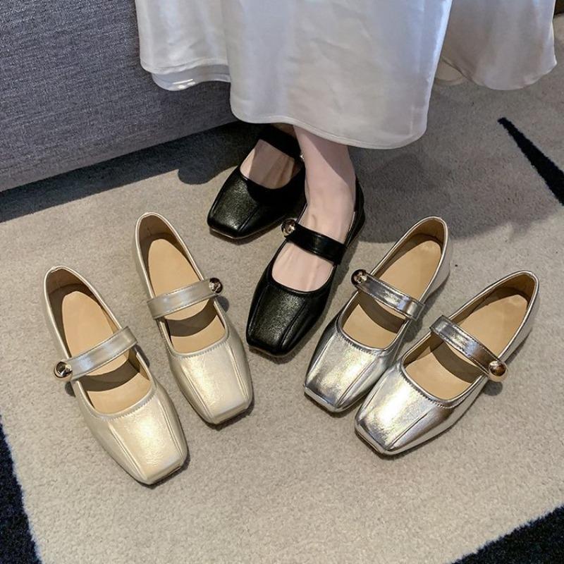 Fashionable Square-toed, Large-sized, Low-top Single Shoes for Women with Thick Heels and Riveted Breathable Shoes