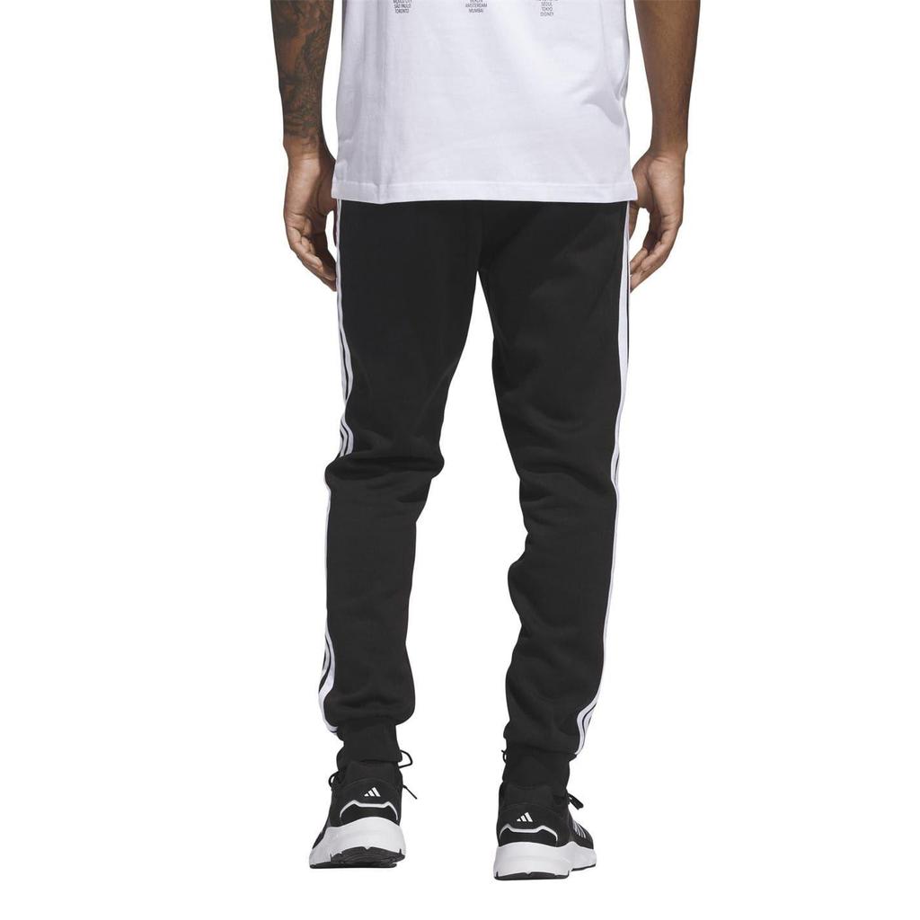 adidas Herren Essential Streifen Tapered Jogginghose