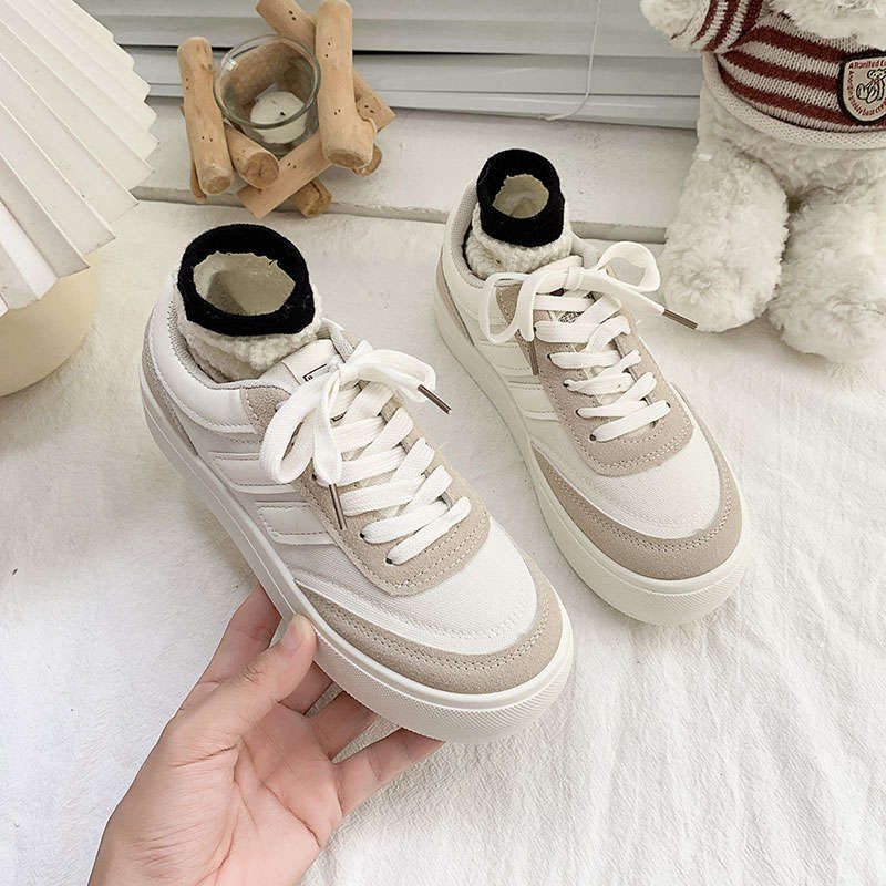 Super fire black platform canvas shoes women's spring and autumn versatile little white shoes board shoes 2025 new niche casual sports shoes