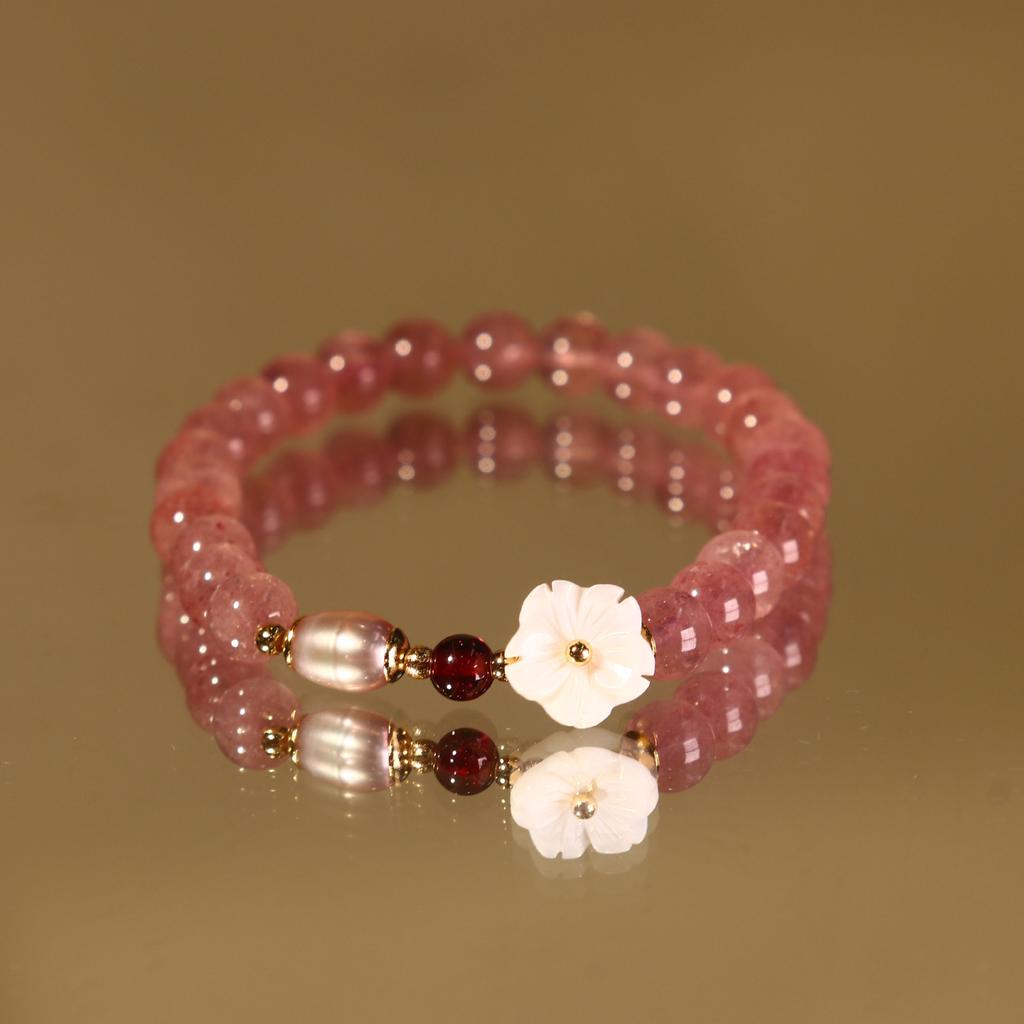 Strawberry crystal bracelet Bangles Women Fashion Jewelry accessories Gift