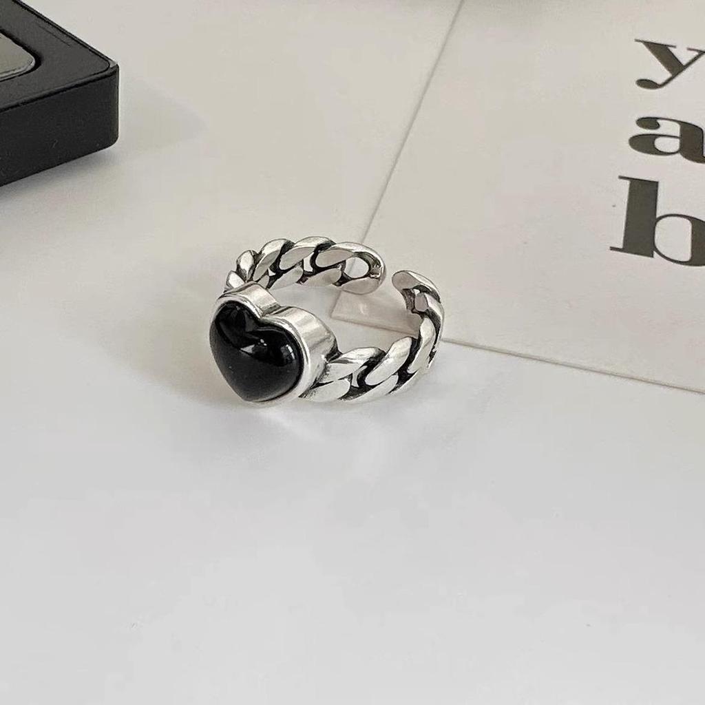 Retro Heart Chain Open Ring: Distressed Black Geometric Design for Girls & Best Friends