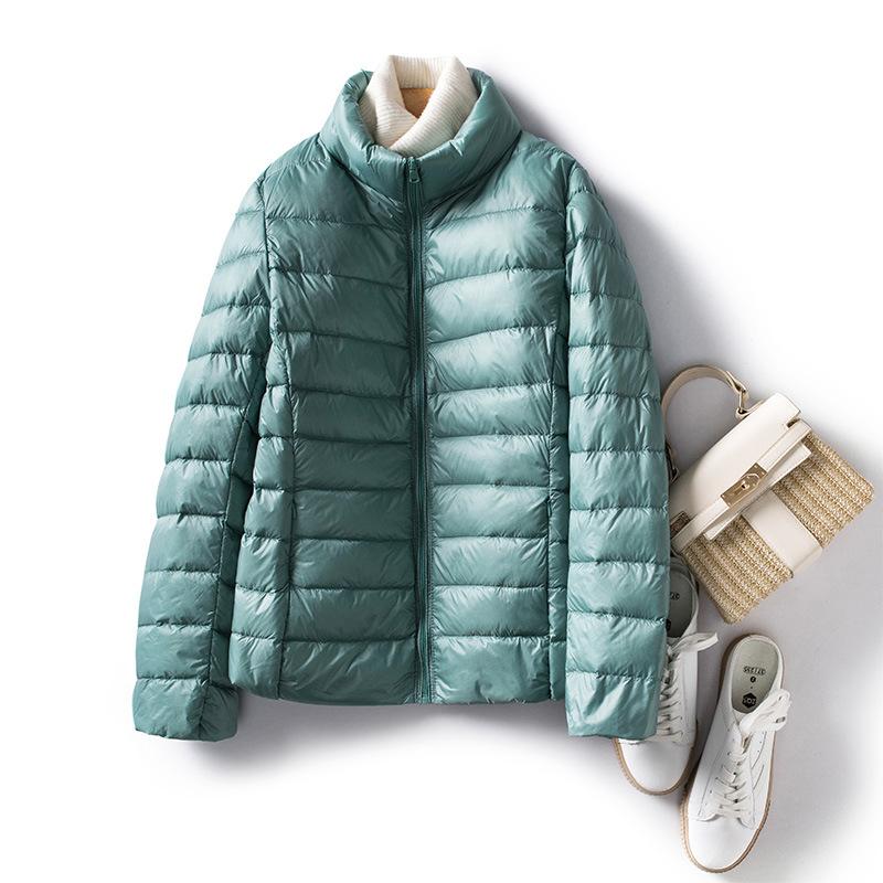 

Тонкий и легкий женский пуховик с воротником-стойкой, короткий, зима 2024, новый модный белый утиный пух, теплый, тонкий, большого размера 5XL [165-87.5 kg]