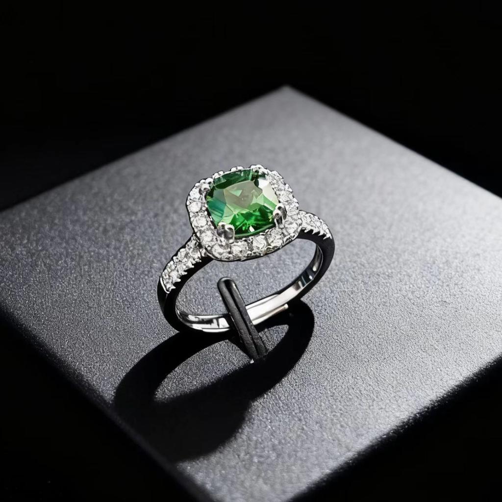 Deluxe Simulated Natural Emerald Ruby Square Bag Ring Women'S Light Luxury High-Texture High-Carbon Diamond Ring