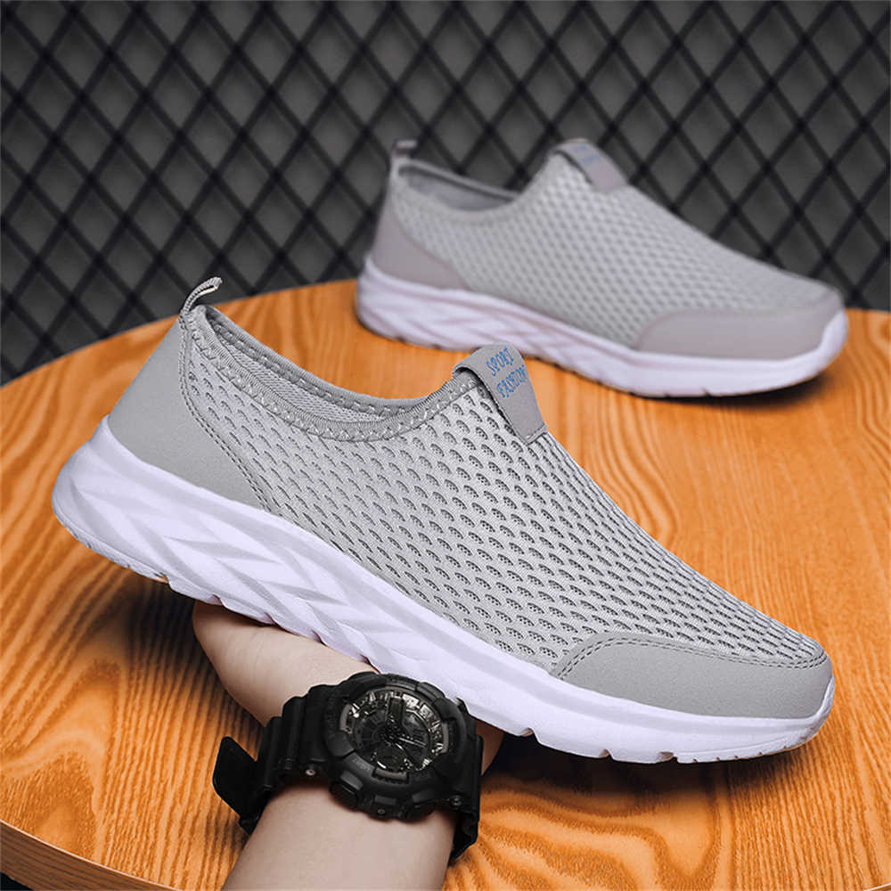 Fashion Sumer Fall Red Boots Man Large Tennis High Top Men's Shoes Sneakers Sport High-quality Resort Snackers Suppliers High-end