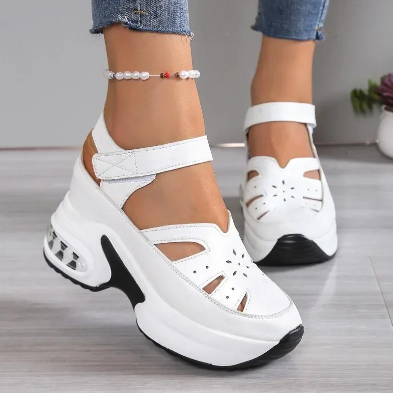 2025 Summer New Closed Toe Women's Sandals Platform Outdoor Hollow Wedges Round Toe Sandal Plus Size Comfortable Casual Sneakers