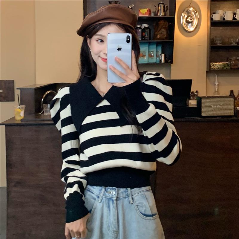 Autumn lazy short design sense new retro striped bubble sleeve knitted sweater women s sweater niche one size fits all чёрный