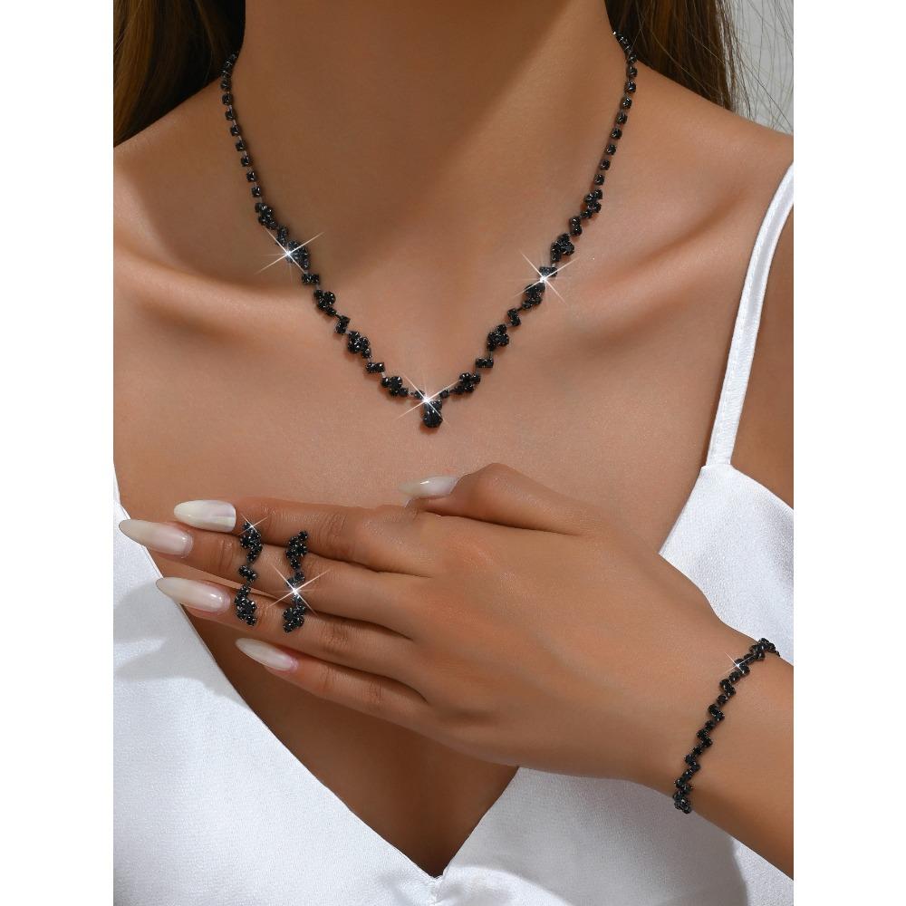 Simple Jewelry Set, Necklace, Temperament, Jewelry 425 Earrings Are Versatile.